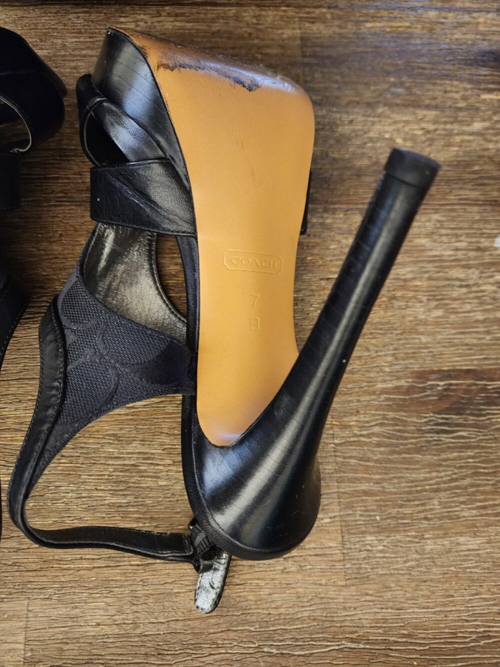 Coach heels - Picture 8 of 12
